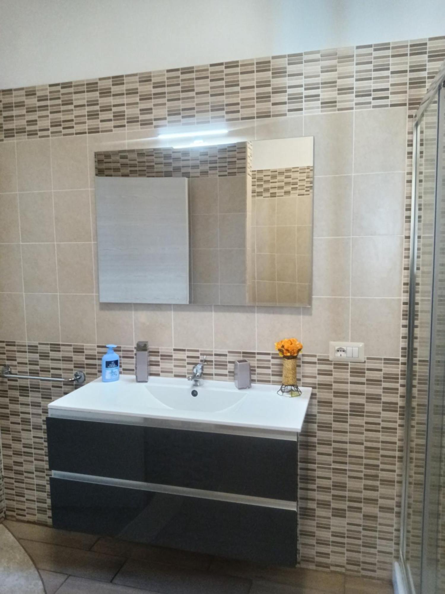 Luminoso Con Terrazza......c.u......q2483 Apartment *